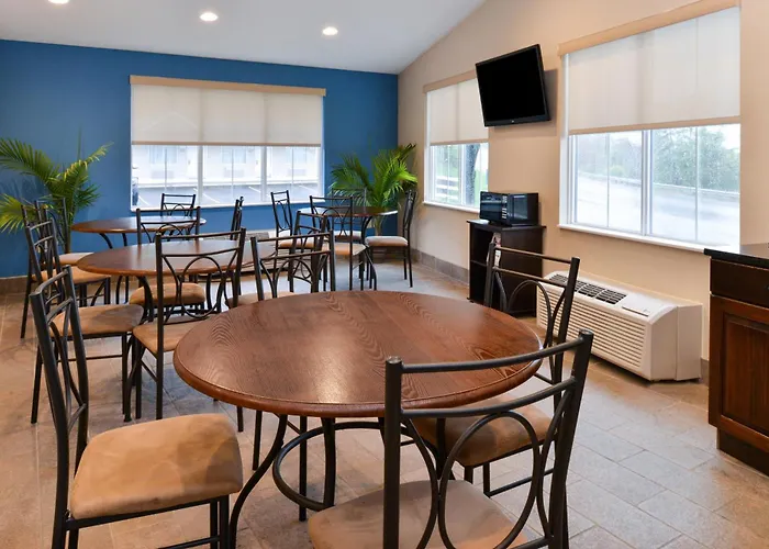 Americas Best Value Inn & Suites St Clairsville Wheeling St. Clairsville