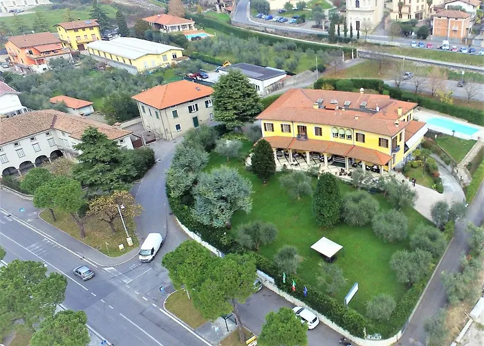 Villa Kinzica Sale Marasino