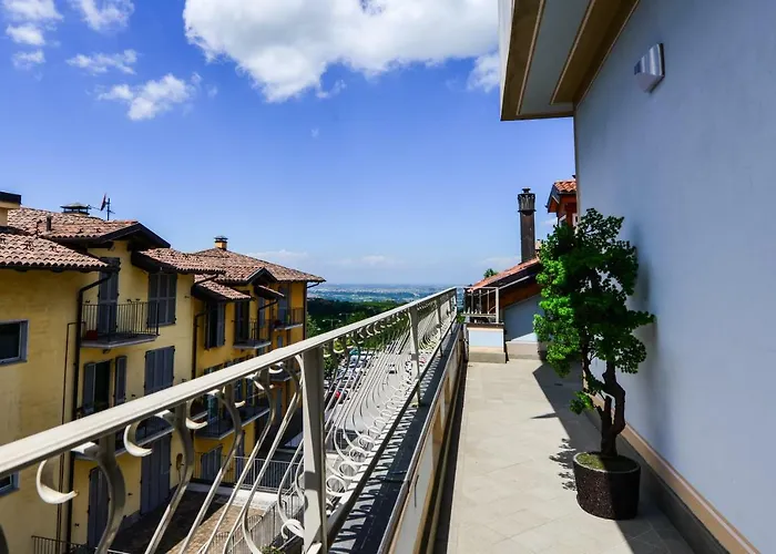 Aparthotel Altezza La Morra